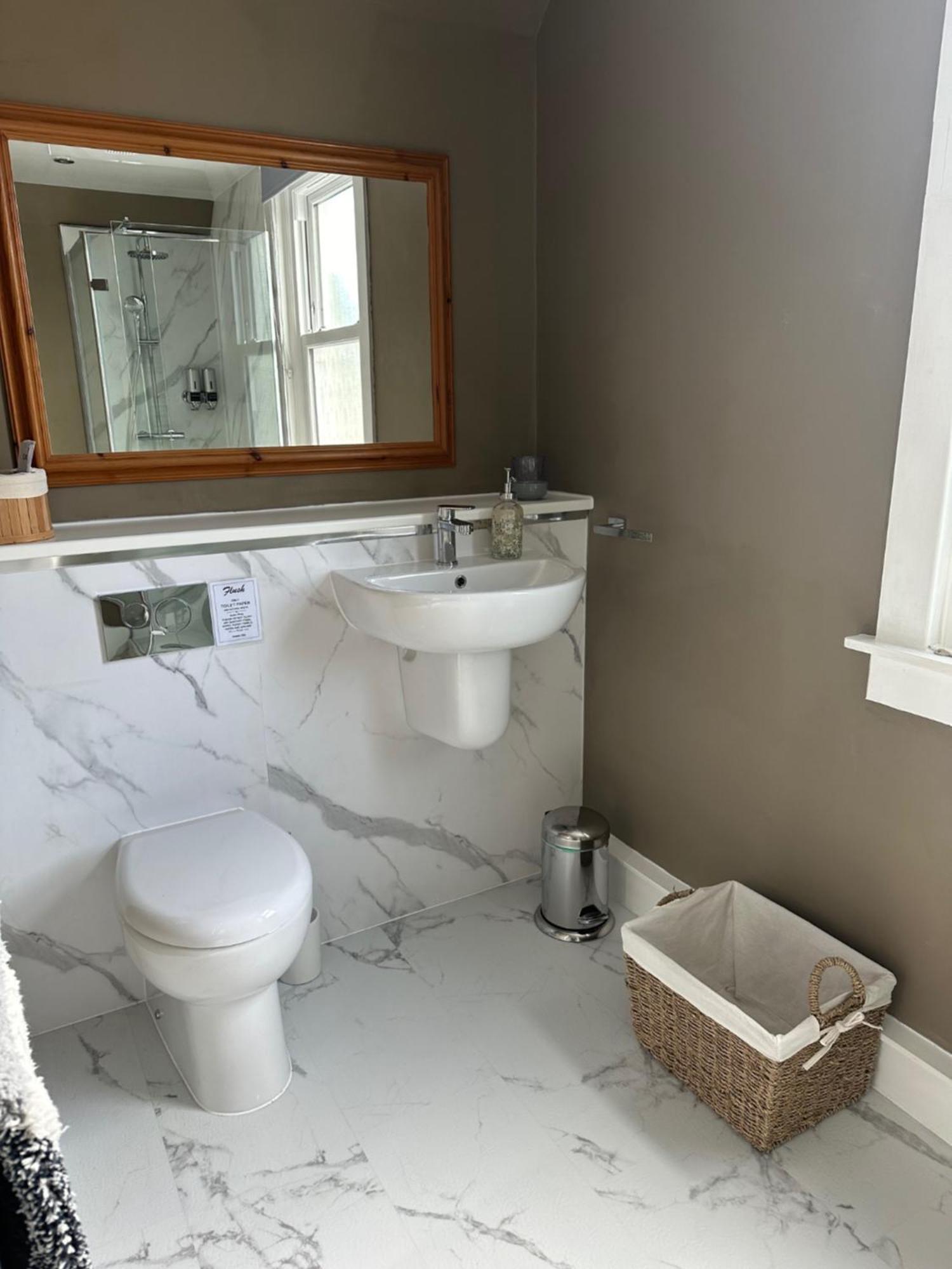 Peel House Bed And Breakfast Ґерван Екстер'єр фото